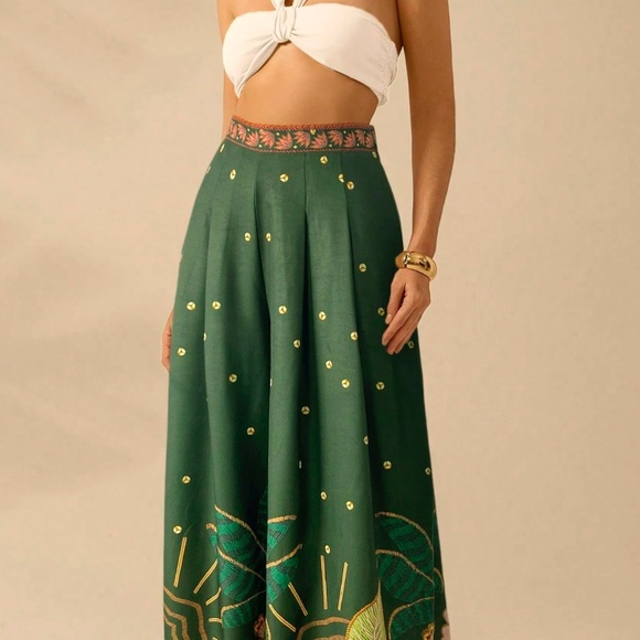 Elegant Green Wide Leg Pants - Picture 3 of 6